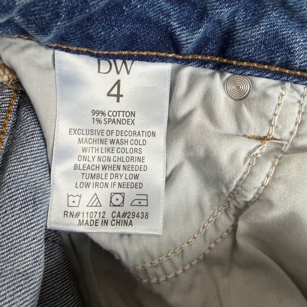 Driftwood Charlotte Cropped Straight Jeans Floral Embroidered Blue Denim 4 NWT - Picture 8 of 14